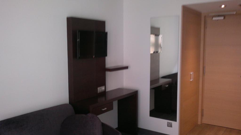 Hotel 9 Sant Antoni Ribes De Freser Habitación foto